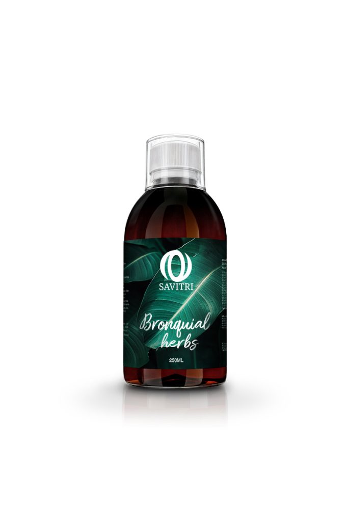 Bronquial Herbs de Savitri es un jarabe con vitamina C y extractos de plantas como llantén, eucalipto y tomillo. Sin gluten ni soja.